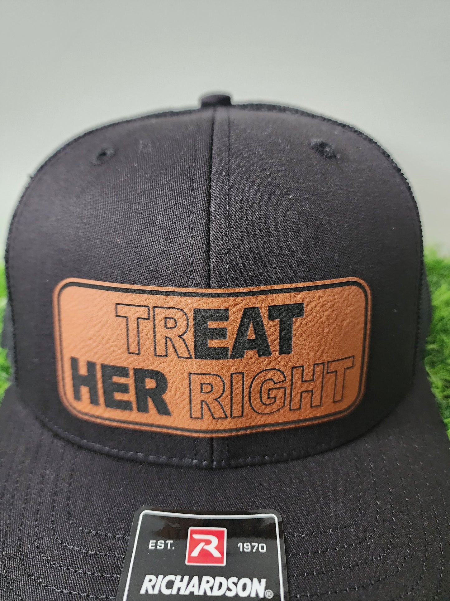 Treat Her Right Hat SNAP BACK Mens hat